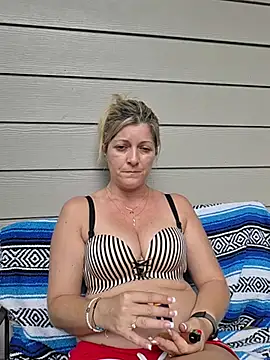 NikkiBlisss webcam