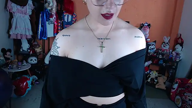 MissMiia2 webcam