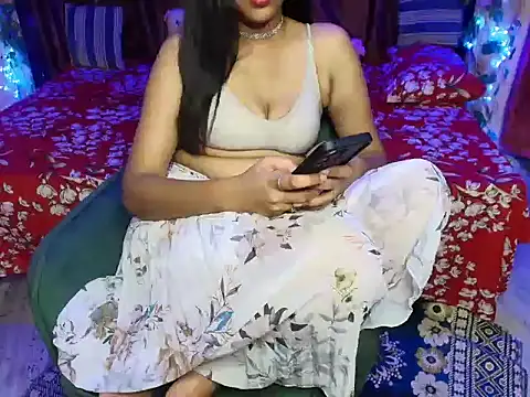 hot-kavya - Hot-kavya's free webcam - UK Sex Cams