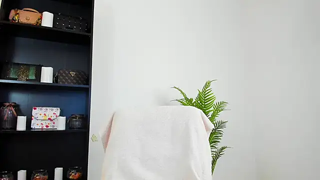 khloe_starrr live sex cam