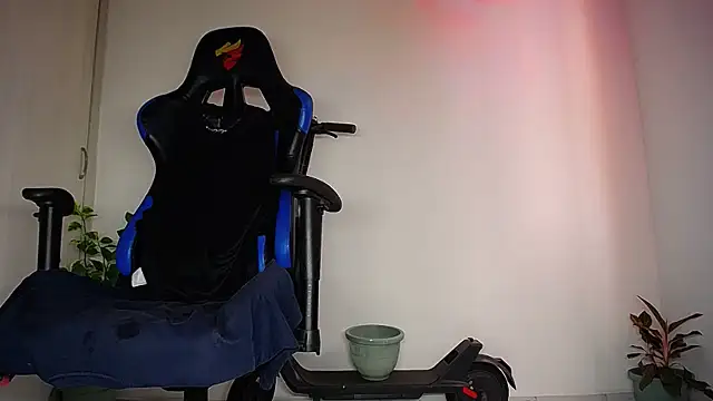 MAXJONES_2 webcam
