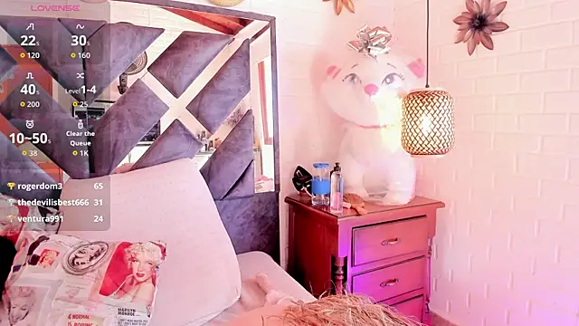 annie_vega17_ webcam