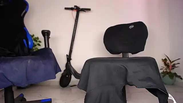MAXJONES_2 webcam