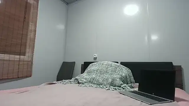 fulloferotic webcam