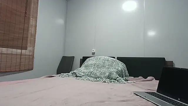 fulloferotic webcam