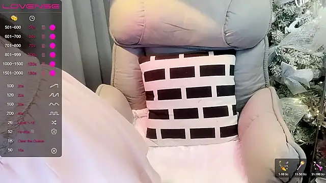 Monica-666888- webcam