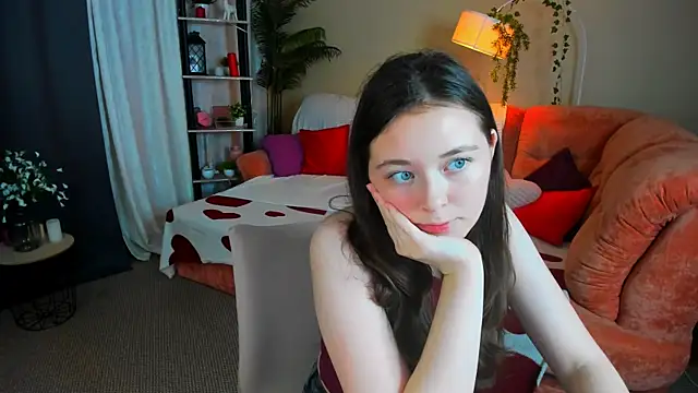 AlluringLookk webcam