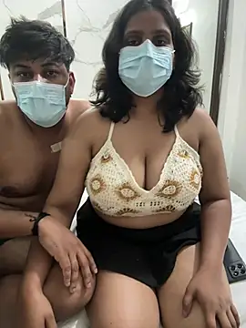 Tokencraze_couple webcam