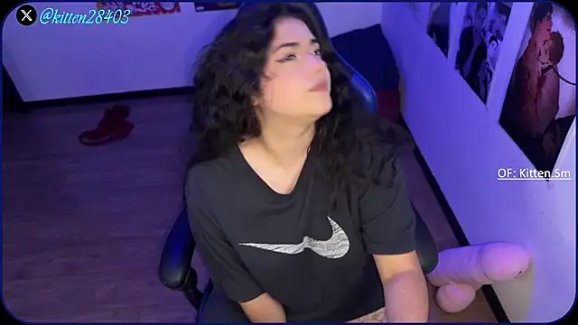 Ales_Kitten_Live