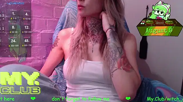 Witch_Emma webcam