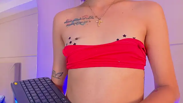 ZoeyPetit webcam