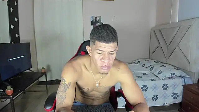 Toptony22 webcam