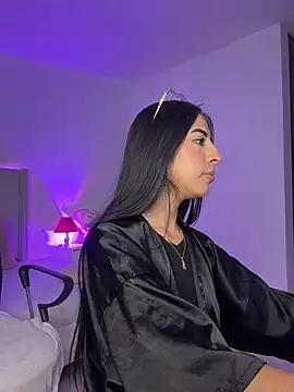 mirandaa_rogers (F teen) - rub my clitory with my fingers 😳🍒