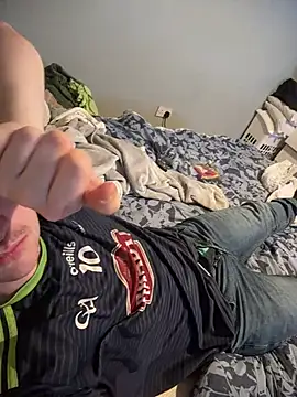 jackhigg90 (M young) - Finger my ass