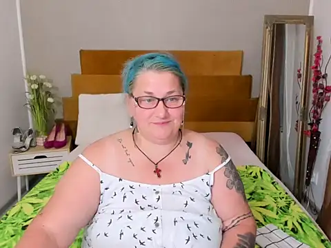 Sugarmommy_69X webcam