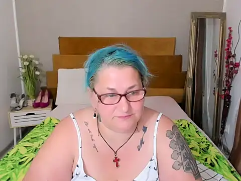 Sugarmommy_69X live cam on StripChat