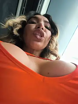 Alyssa_76