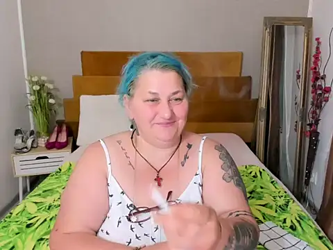 Sugarmommy_69X webcam