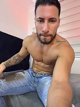 Thiago_Hill webcam