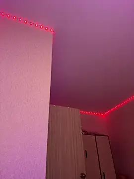 KimEvanss webcam