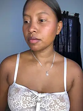 lunahot__07 webcam