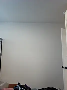 LilyOrion webcam