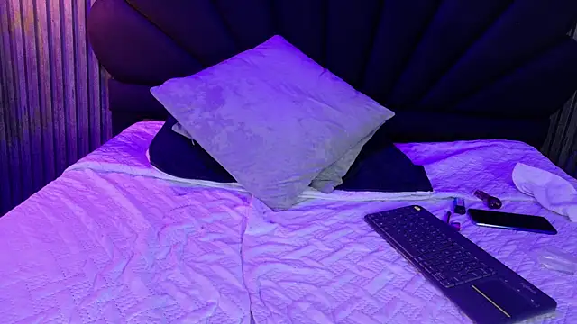 Tiffany_yu webcam