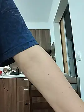 EmmaKrosss webcam