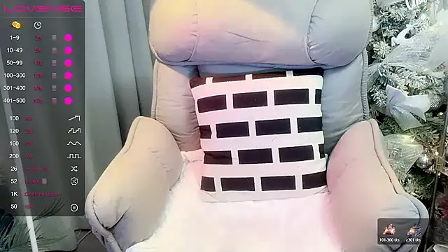 Monica-666888- webcam