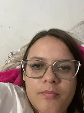 Laryssinha_69 webcam