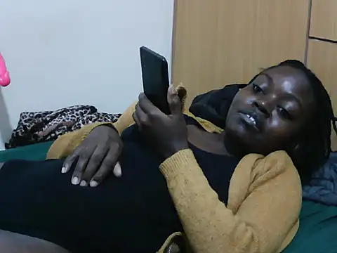 Sweetqueencum webcam