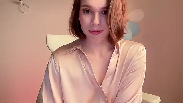 stacyluxxe live cam on StripChat