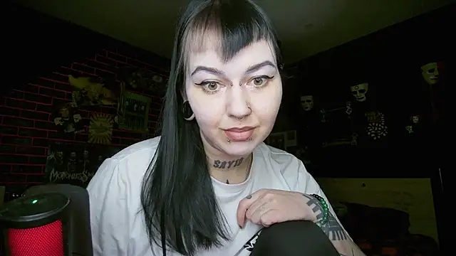 MessalinaOfficial webcam