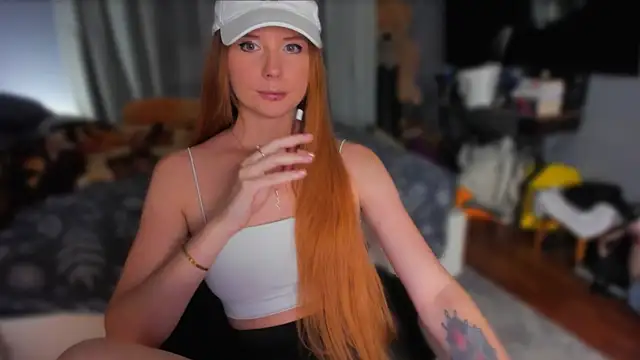 KlementinaBbG live cam on StripChat