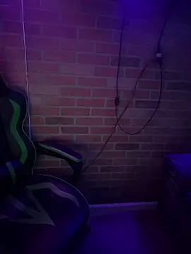 chronic_vibez webcam
