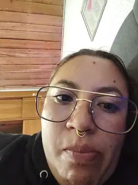 samm_curvy webcam
