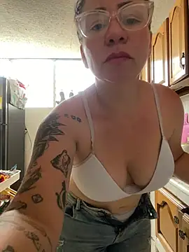 HealingHoney webcam