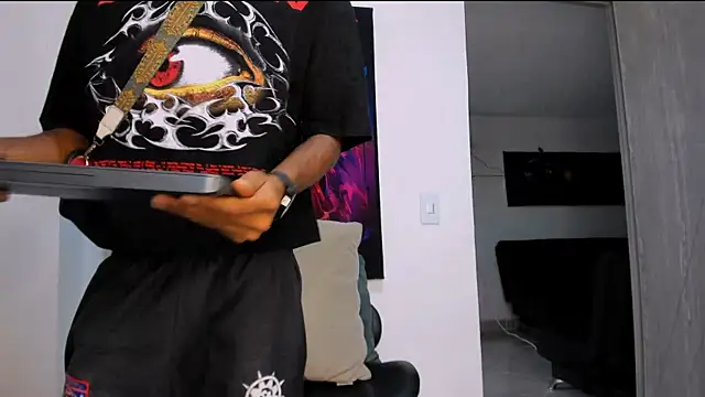 Pantera_black_21 webcam