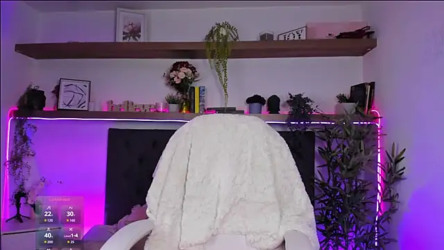 quiinn_bx (F teen) - ✨💖CARESS MY PUSSY + DOGGY  ✨💖