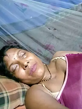 Savita992 webcam