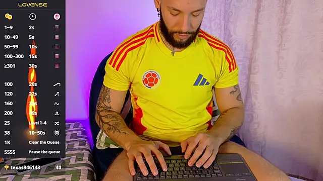 angel_kyrozz webcam