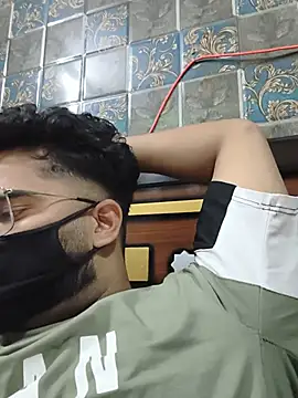 BeardKingoBack webcam