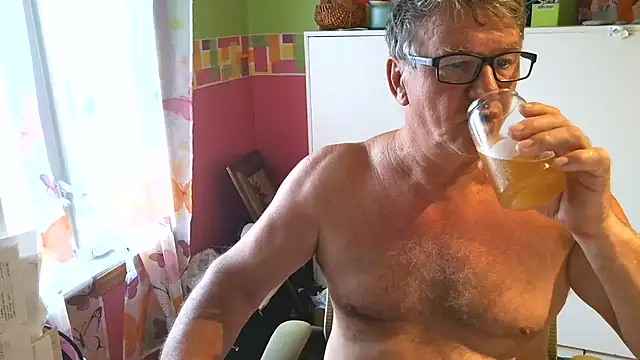 capitaine111 (M grandpa) - mastubation 3 minutes