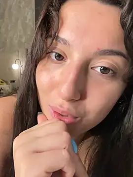 Tasty_NoraX webcam