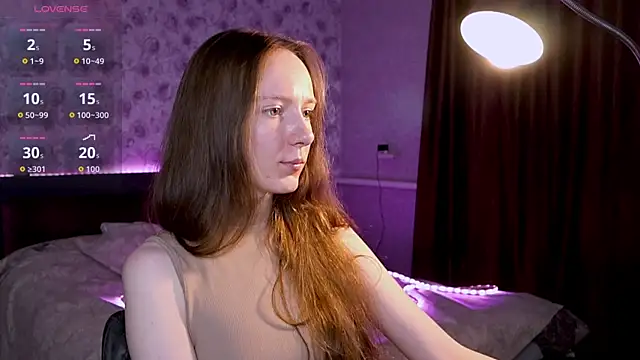 Why_me_stella live cam on StripChat