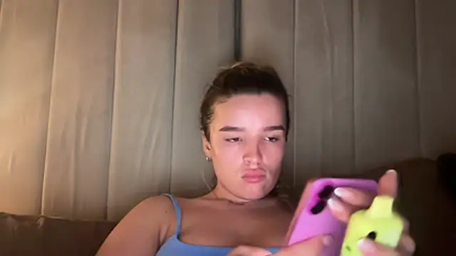 maisiesmithx - Maisiesmithx's free webcam - UK Sex Cams