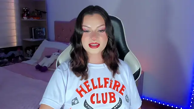 OphelianaRose33 webcam