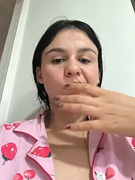 Daniela-rosee webcam