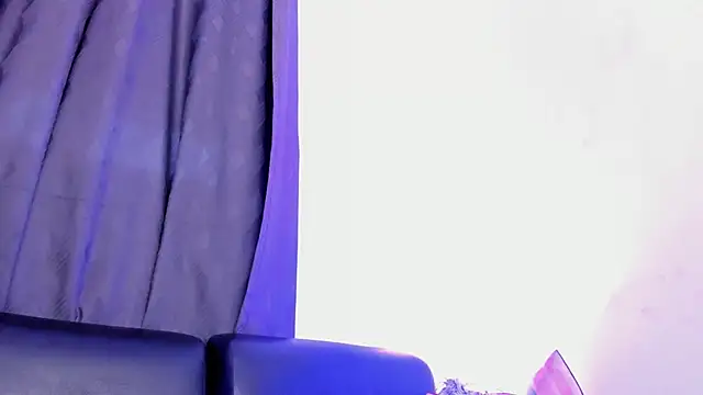 EmmilyRosee webcam