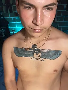 Ryan_picato live cam on StripChat